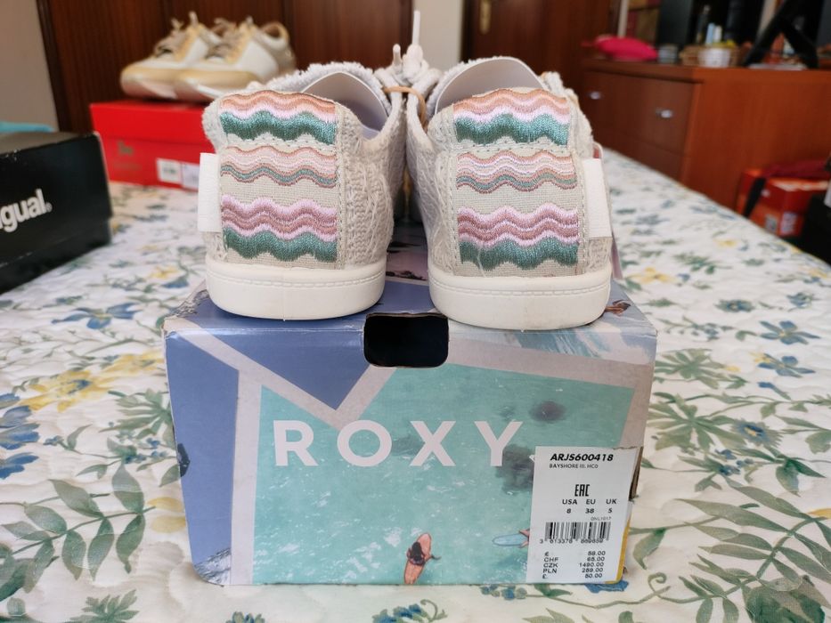 Sapatilhas Marca ROXY Novas