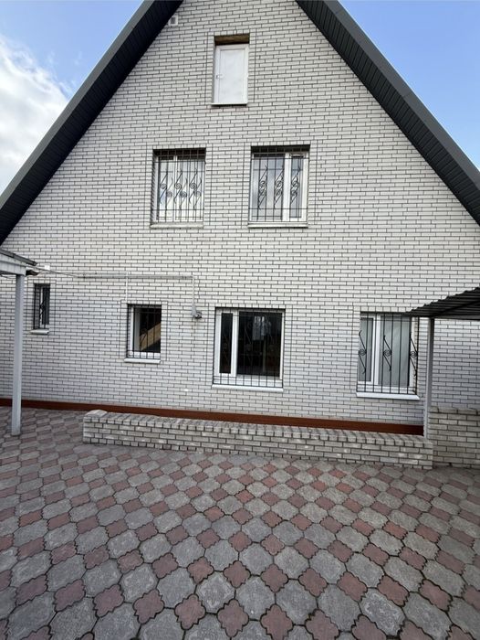 Продам уютный большой дом в Романково!