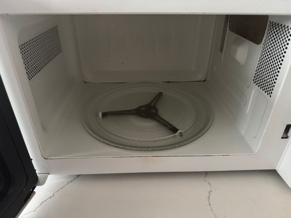 Microondas branco LG