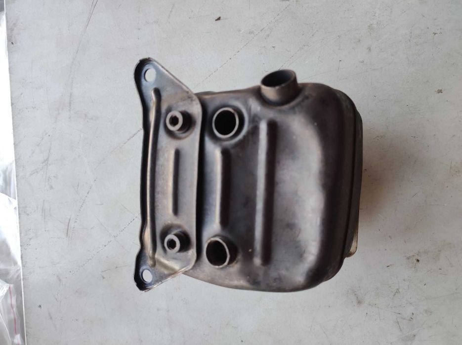 Jonsered 2165 para Peças