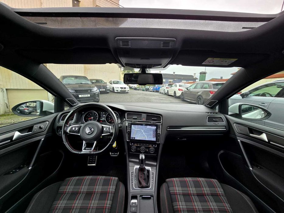 Volkswagen Golf VII GTI Performance 2.0tsi 230cv Dsg "Full Extras"