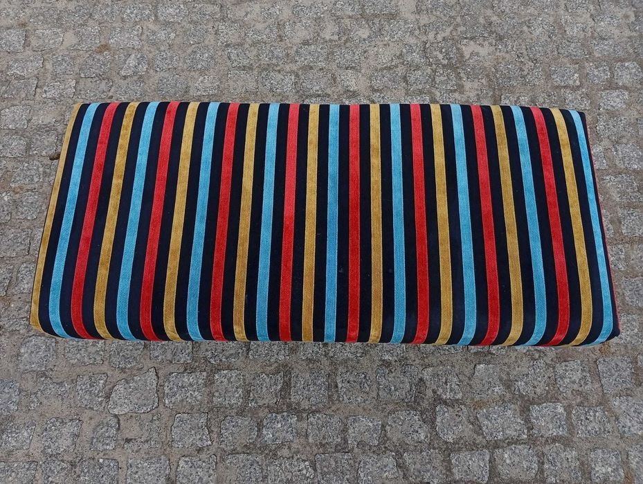 Designerska ławka tapicerowana