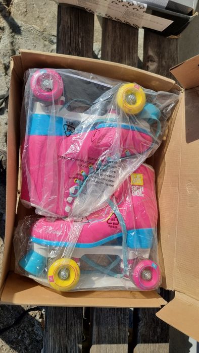 Wrotki różowe firmy krf.es . mało używane rozmiar 39