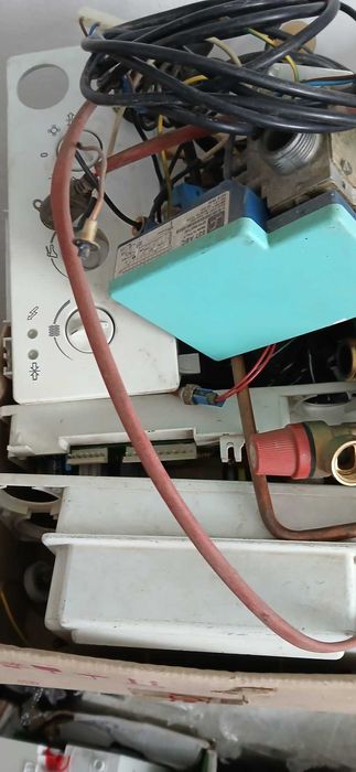 запчастини котла бош  будерус нефіт  viessmann турбіна  плата  вайлант