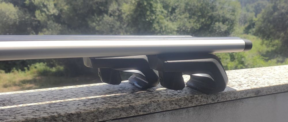 Kit completo 2 barras de tejadilho Alumínio Aerodinâmicas 3M 118 cm - fixações NORAUTO