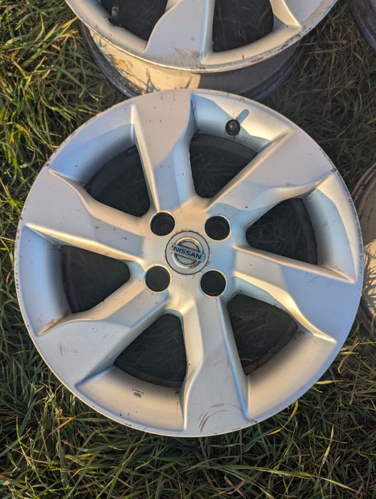 Титани легкосплавні диски R16 4*100 Nissan