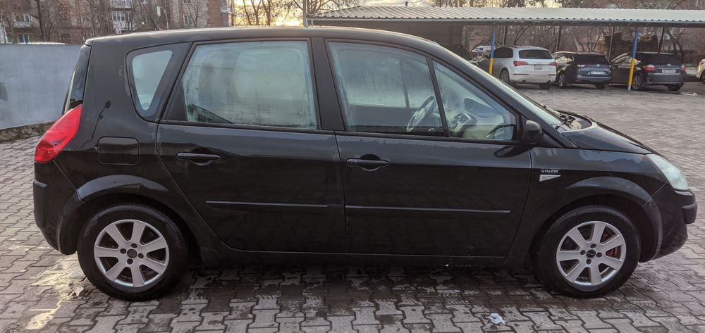 Рено Сценік 1.6  2008