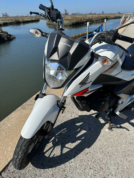 HONDA CB125F - Fiável, económica e em estado óptimo.
