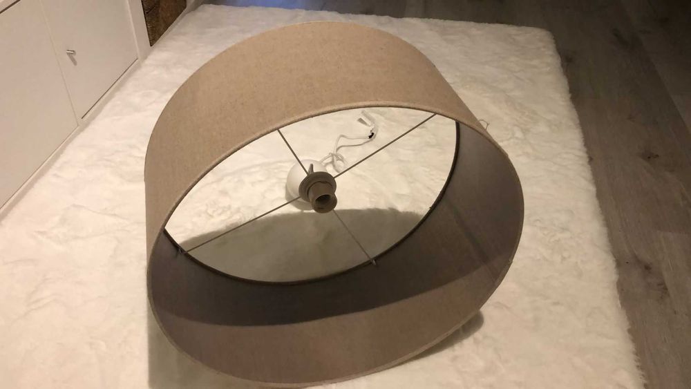 Candeeiro de tecto beige