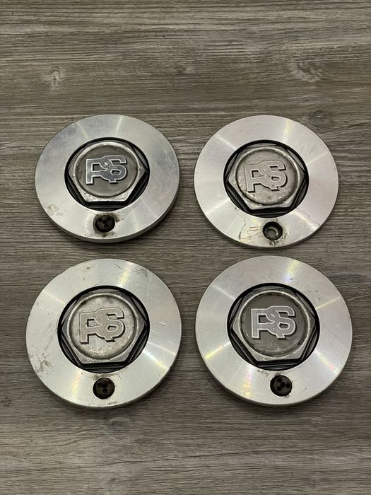 Кришки/ковпачки дисків Ford RS Cosworth Sierra Escort Scorpio