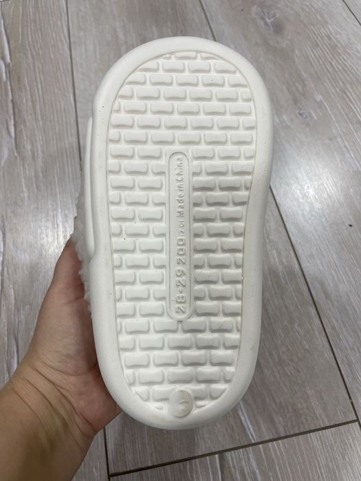 Продам нові дитячі тапочки! Чудовий подарунок до Нового року