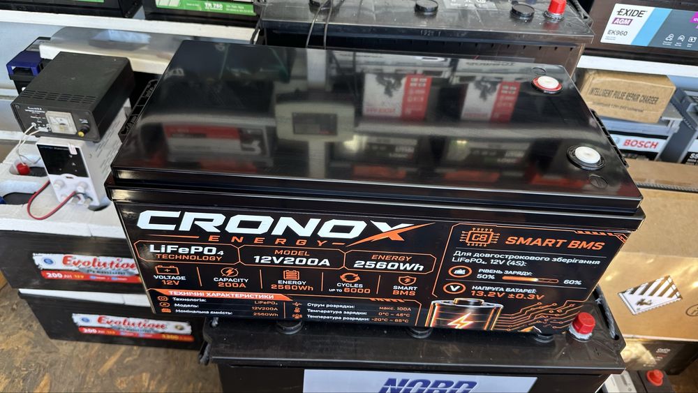 CRONOX ENERGY LiFePO4 12V 200Ah 2560Wh та 12V 105Ah 1344Wh