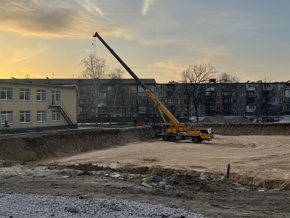 Услуги автокрана XCMG 30.Вылет стрилы 43 метра