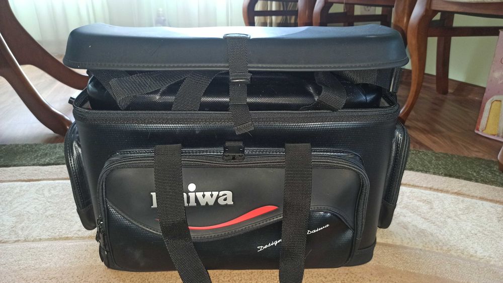 Ящики для рибалки Daiwa
