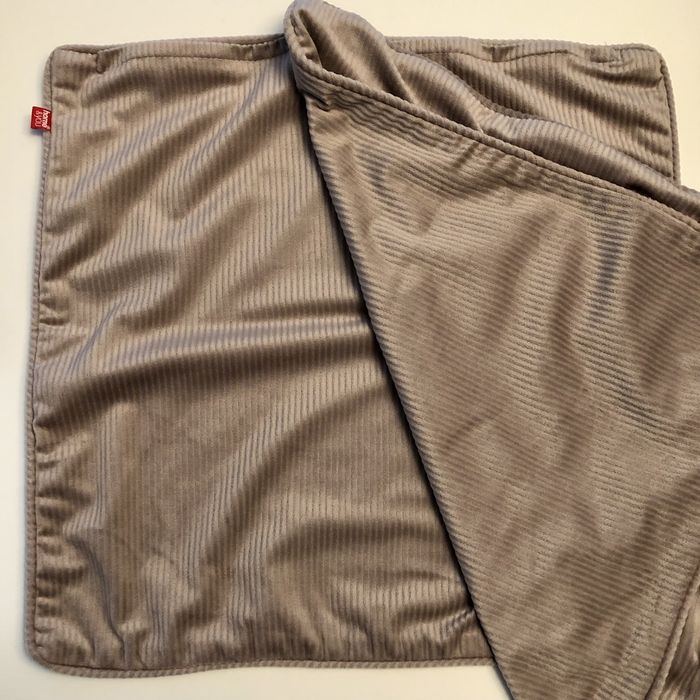 Poszewki dekoracyjne na poduszki 45x45 Home and You