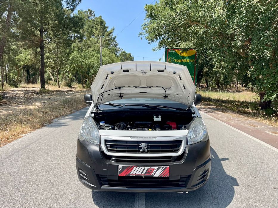 Peugeot Partner 1.6 BlueHDI 75CV 3 Lugares