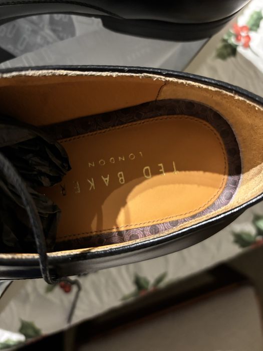 Sapatos de Homem Ted Baker novos na caixa!!