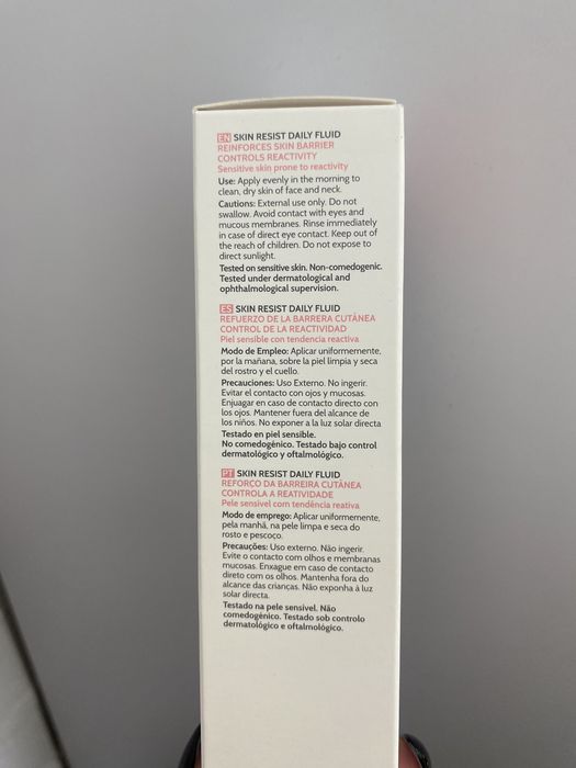 Skin Resist Daily Fluid - Флюїд для чутливої шкіри