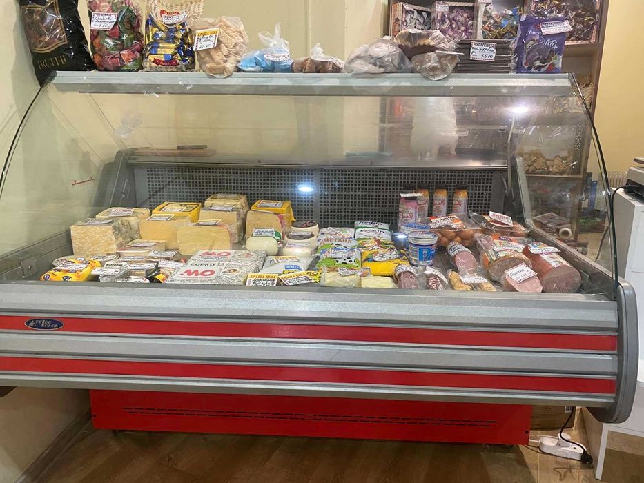 Холодильна вітрина, морозильний ларь, стелажі, ваги, касова тумба Б/У