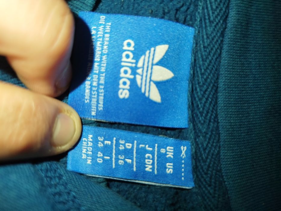 Продам кофту adidas