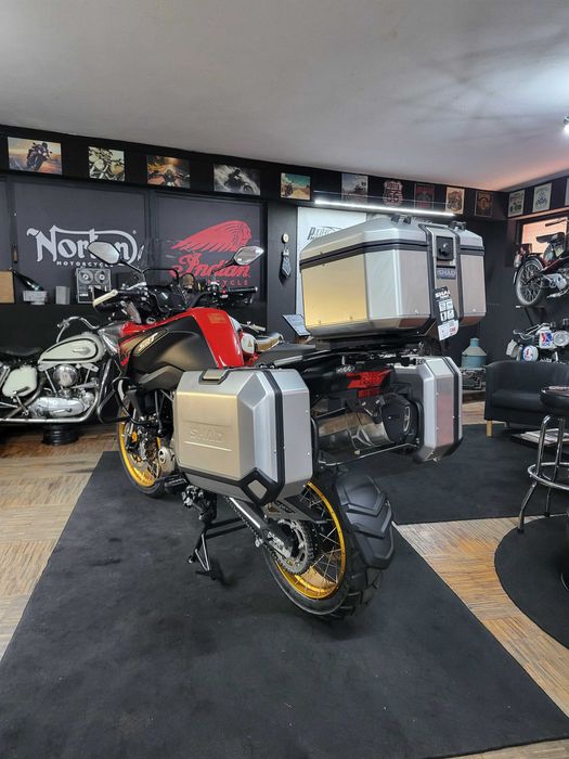 QJ MOTOR SRT 700X Campanha