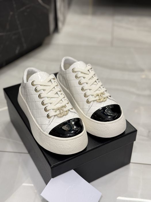 Trampki Chanel White Leather
