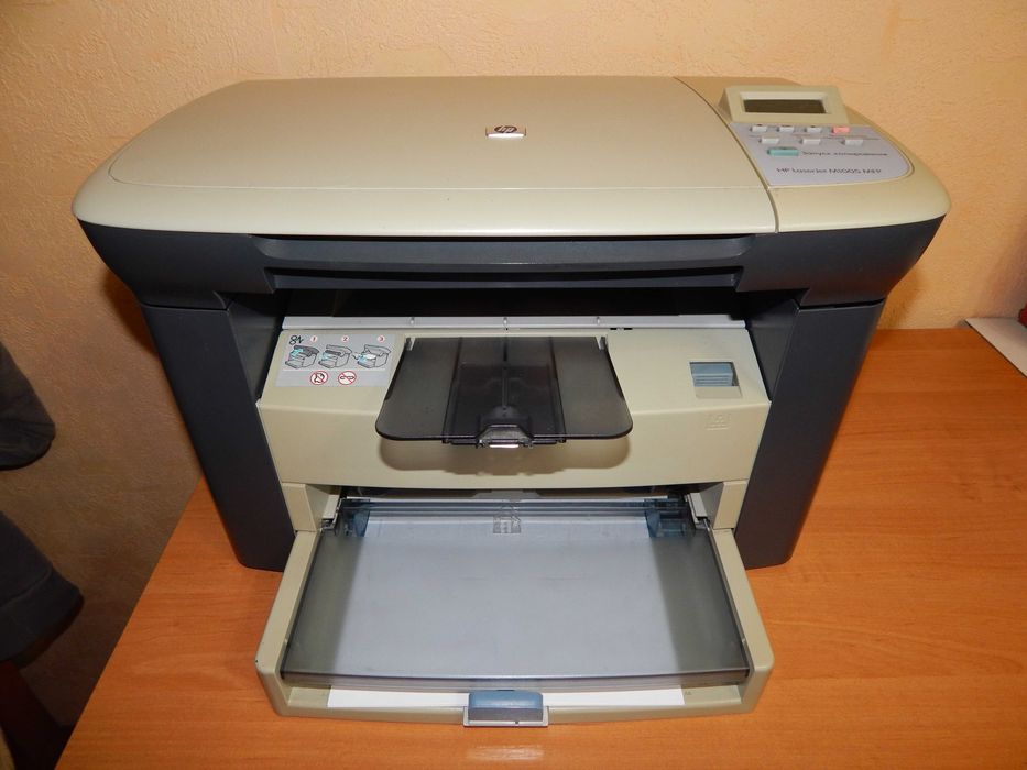 Принтер лазерний МФУ HP M1005