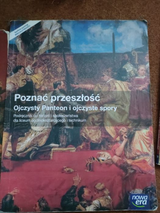Poznać przeszłość - ojczysty Panteon i ojczyste spory