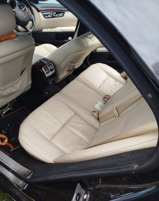 W221 3.2 CDI OM 642 170 tys km  orginalny przebieg .Kod lakier C197