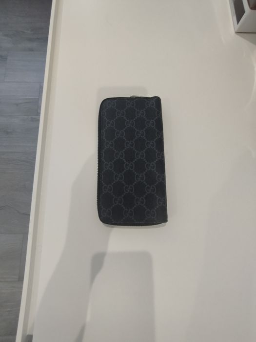 Gucci Men's Black GG Wallet