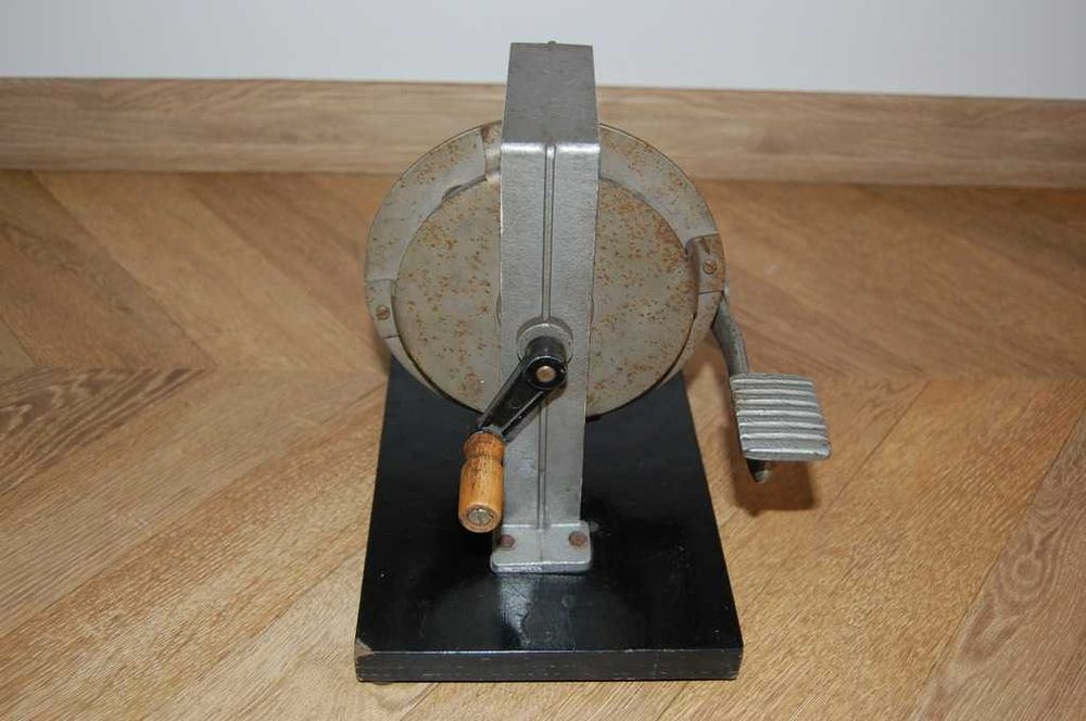 Biofiz - Pomoc naukowa - model działania sprzęgła