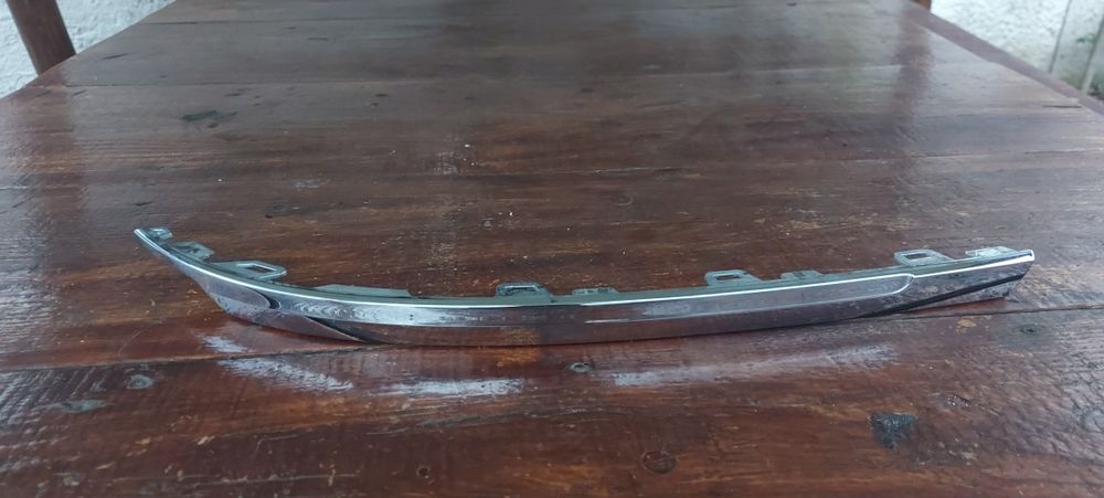 Задній правий хром на бампер до Tiguana 2020р.