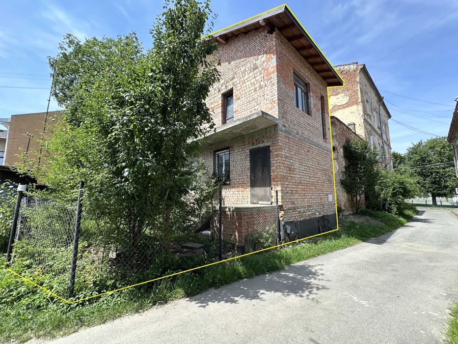 Центр міста! Простора квартира 91.1 м.кв./Новобудова! вул.Незалежності