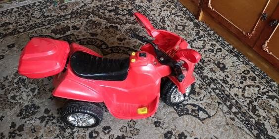 Samochód na akumulator RACER+ Motor gratis