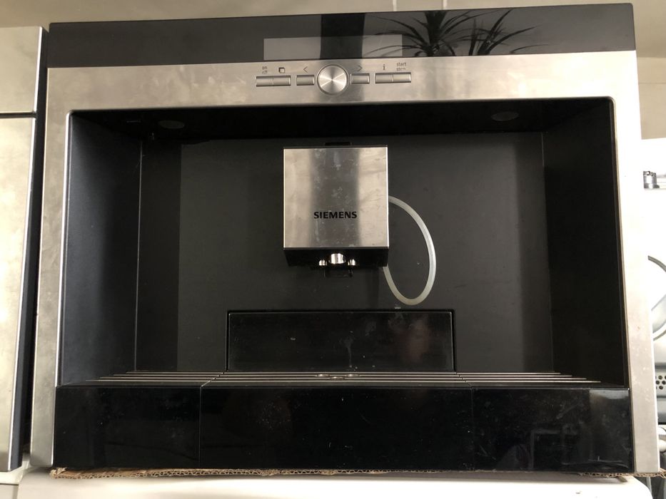 Ekspres kawowy do zabudowy LUX SIEMENS lub BOSCH cena nowych 6299