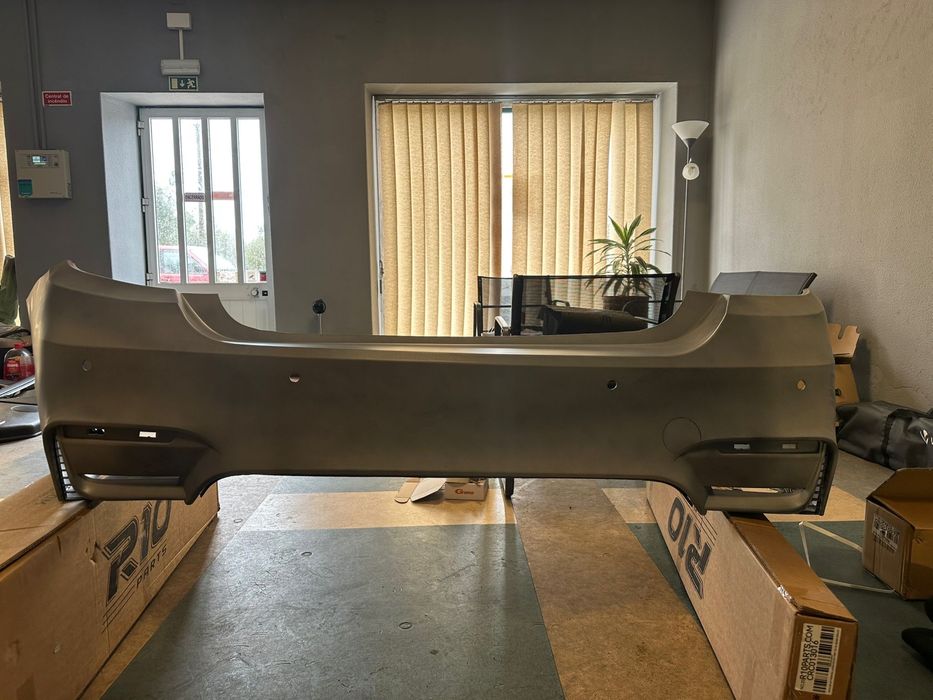 Parachoques look M4 para f32