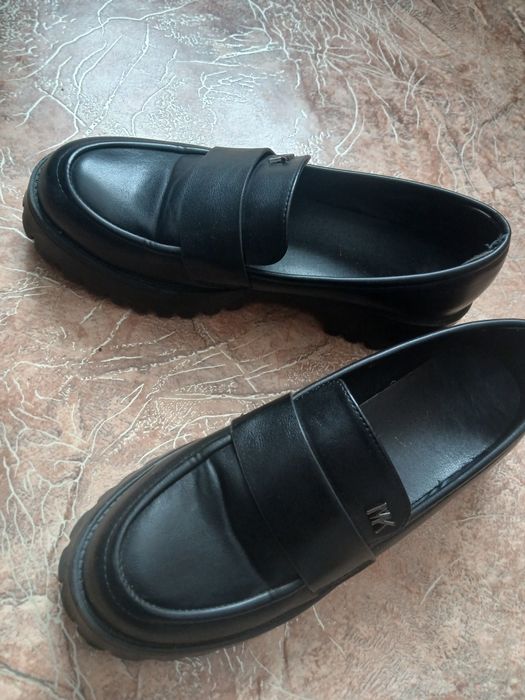 Жіночі лофери 40 розмір