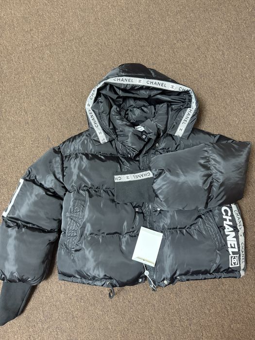 Жіноча пухова куртка CHANEL з капюшоном L/XL