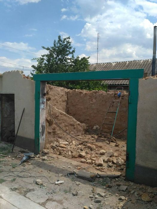 Гаражні ворота товстий метал