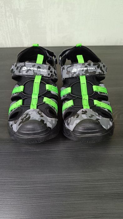 Дитячі босоніжки