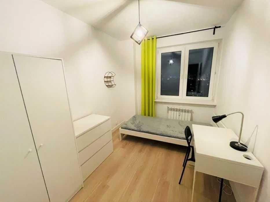 Pokój z balkonem