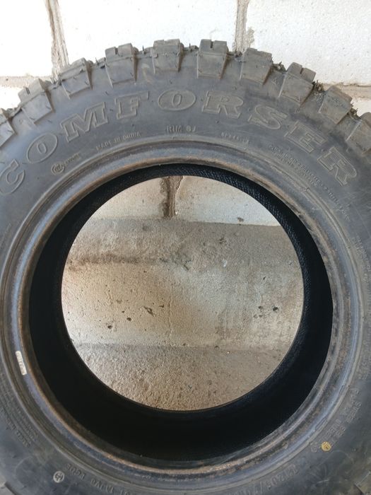 Продам грязьову резину 205/70 R15. Стан нової( пробіг приблизно 400 км