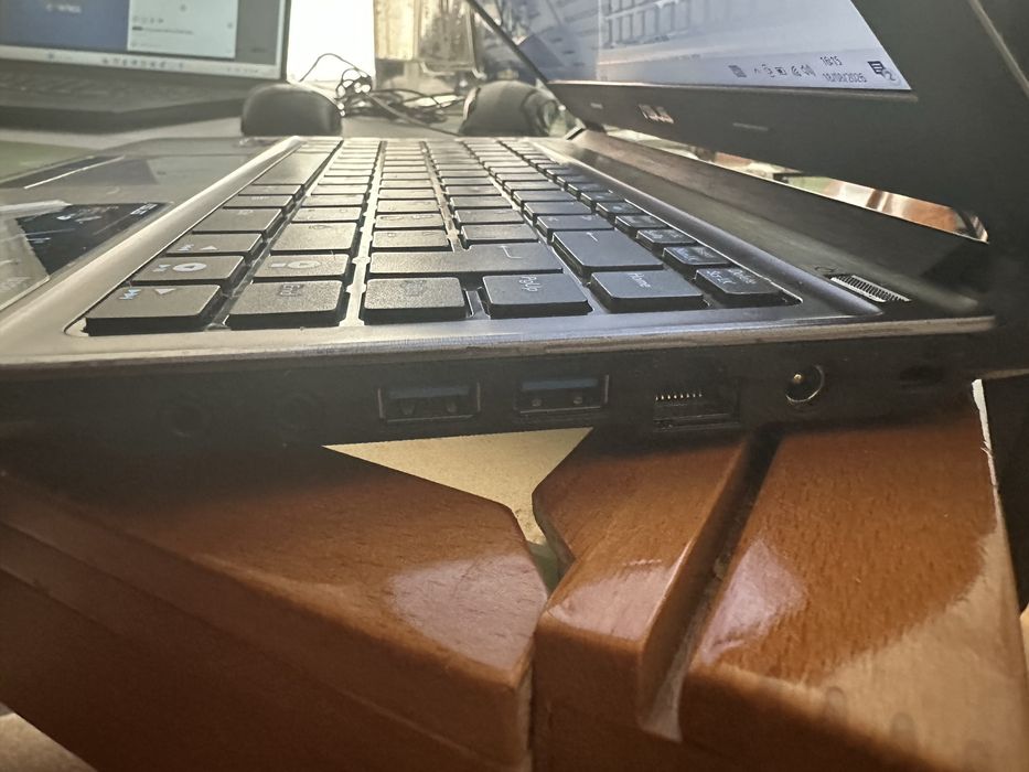 Portatil Asus U32U 13.3" Windows 10