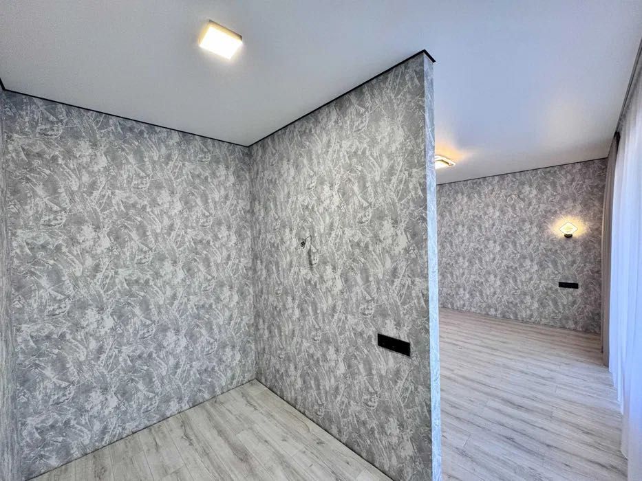 Продаж будинок таунхаус в закритому містечку набережна озеро