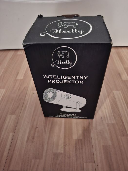 Projektor rzutnik Heelly