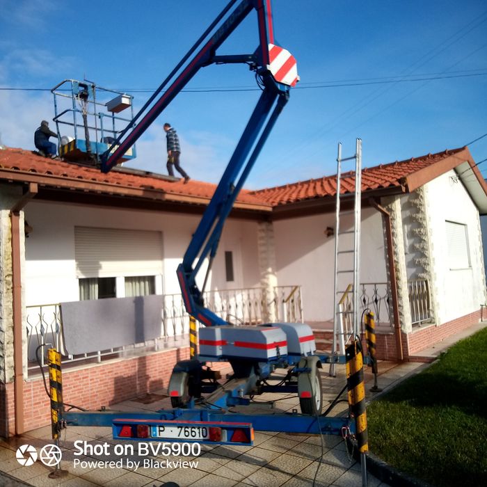 Plataforma elevatória rebocavel