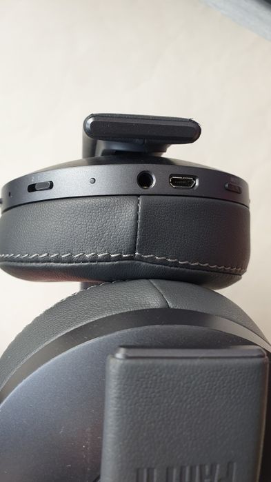 headset SONY Gold Limited Edition The Last of Us Part II