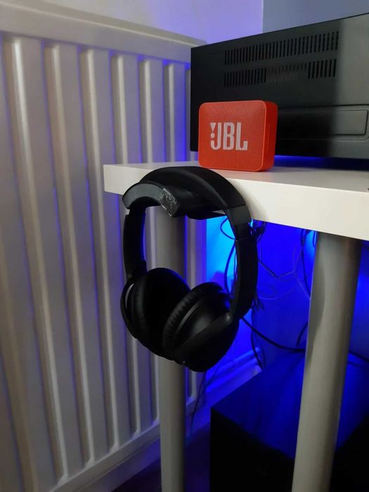 Держатель, крепление для наушников