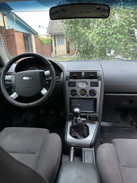 Ford Mondeo 2000