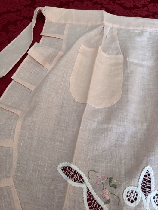 Avental bordado novo